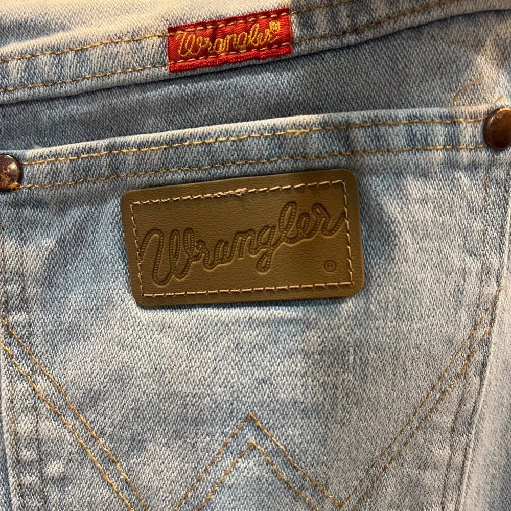 NWT Wrangler Women's Cowboy Cut‎ Natural Rise Jeans Size 9/10 30